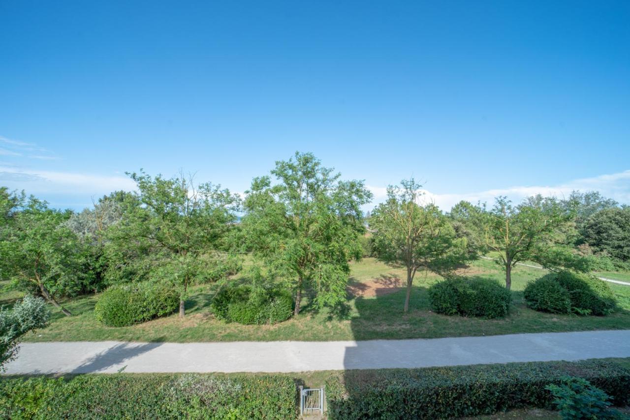 Villa Azzurro Lido Adriano Vista Mare Exterior foto